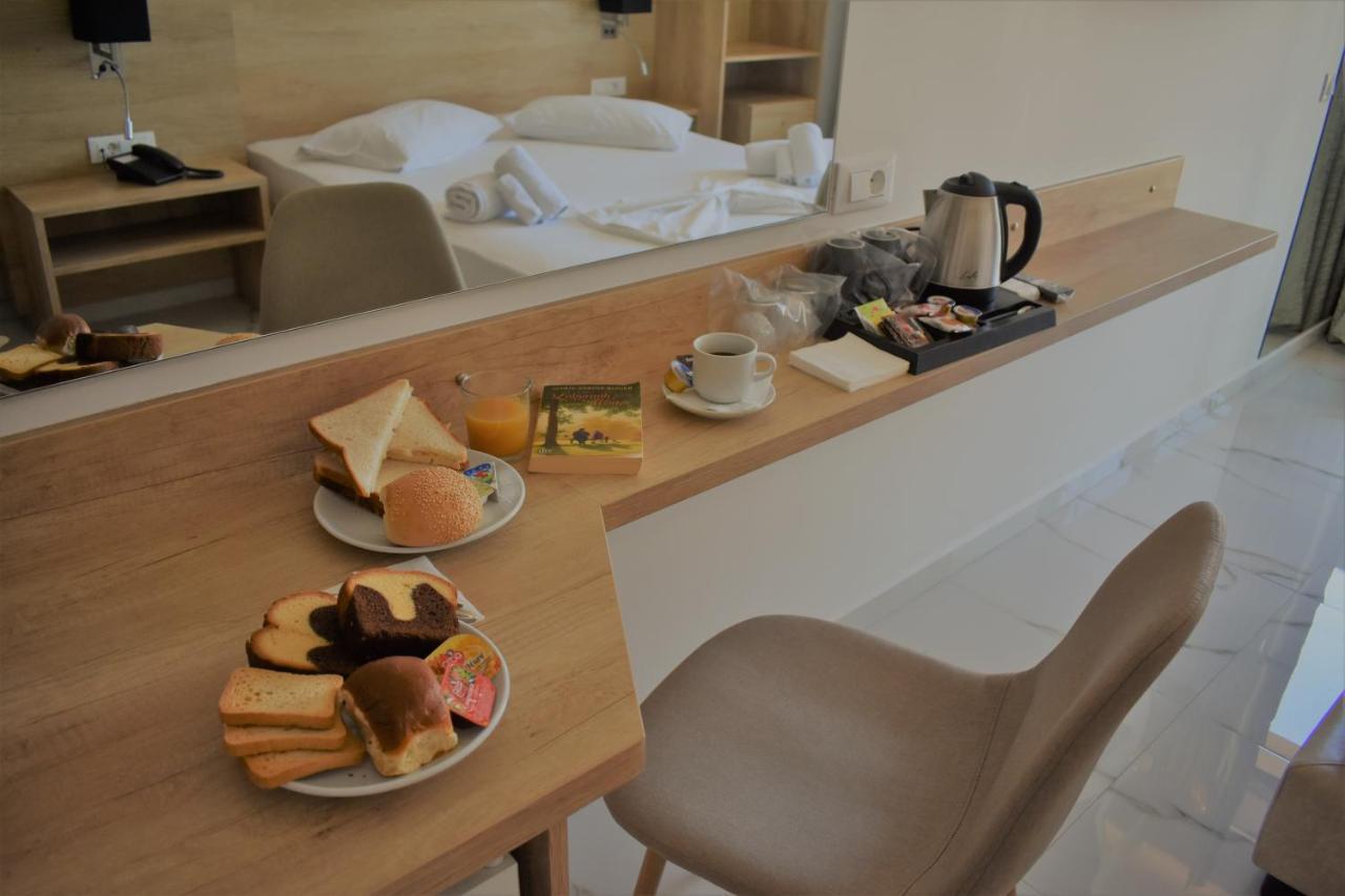 Marvel Deluxe Rooms Heraklion  Exterior photo